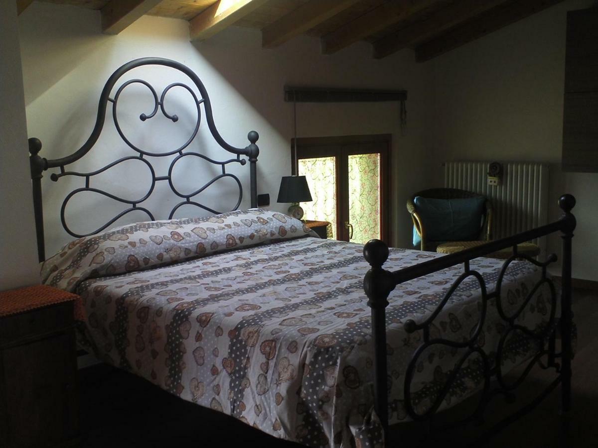 B&B I Ghiri Canzo Exterior photo
